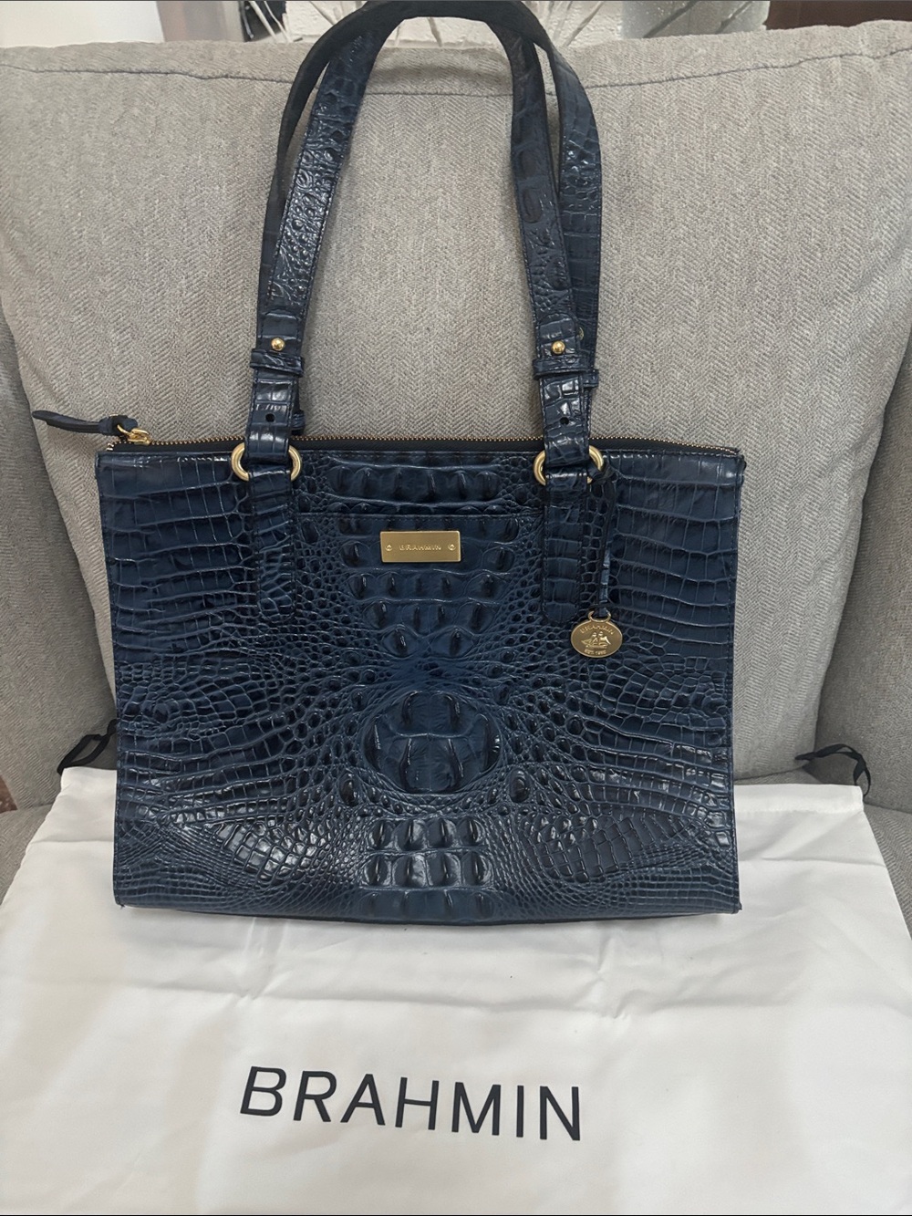 Amazing new condition Brahmin Medium Asher deep blue
